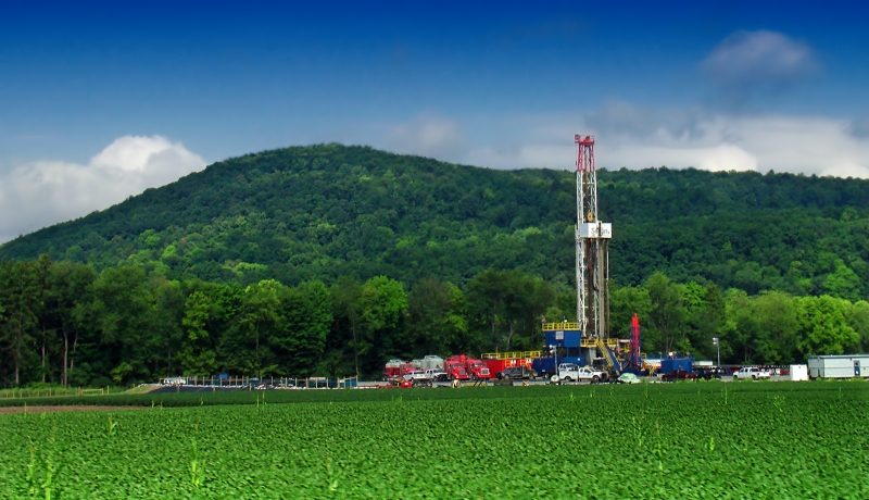 A Marcellus shale gas-drilling site along PA Route 87, Lycoming County, Pennsylvania (Source: Nicholas A. Tonelli)