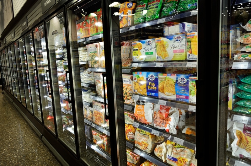 HFCs, often used for commercial refrigeration, are powerful greenhouse gases (Photo: Wikimedia Commons).