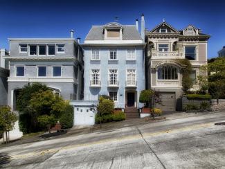 Houses along San Francisco street